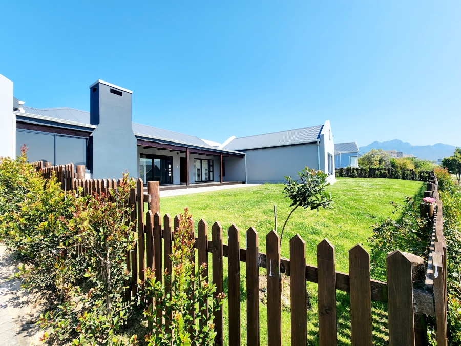 3 Bedroom Property for Sale in Kraaibosch Country Estate Western Cape